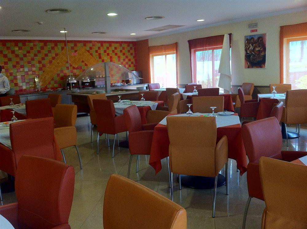 Malaika Hotel Bissau Ngoại thất bức ảnh