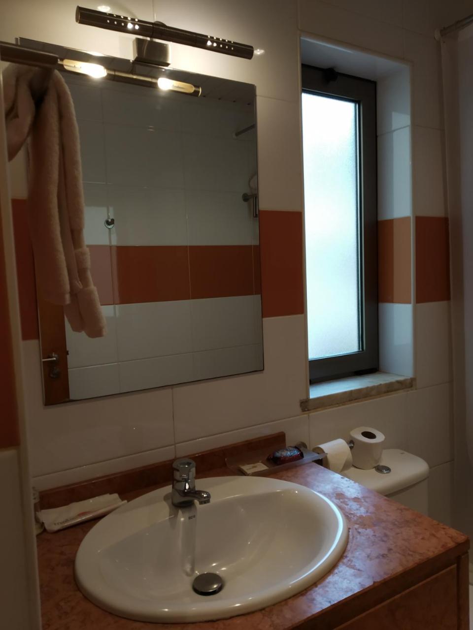Malaika Hotel Bissau Ngoại thất bức ảnh