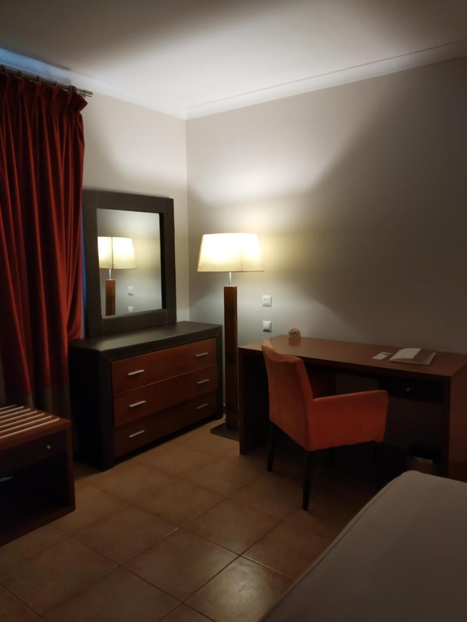 Malaika Hotel Bissau Ngoại thất bức ảnh